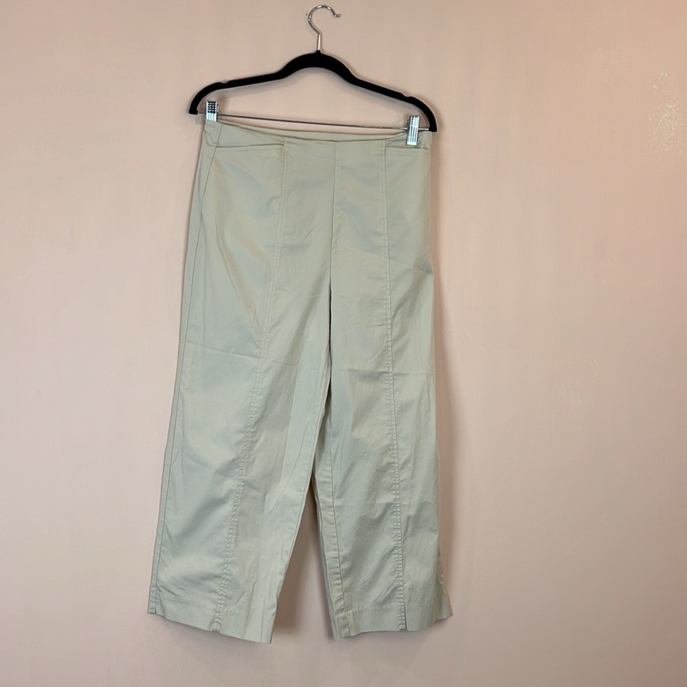 Talbots cotton khakis capris size 8